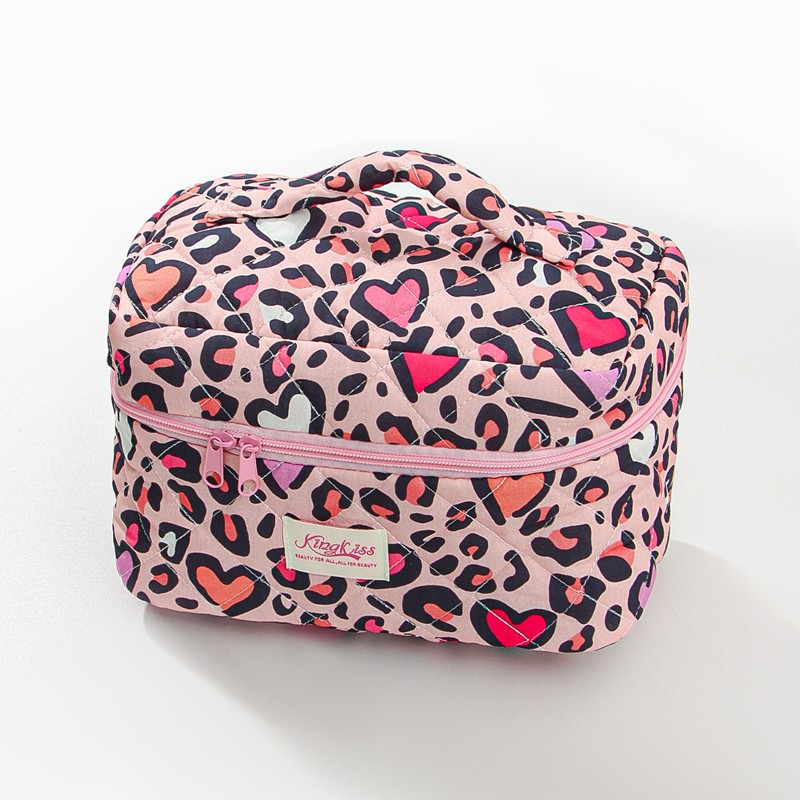 MEL JUN's retro-style large-capacity leopard-print makeup bag comes with a matching hand-held cosmetic cloth bag set.