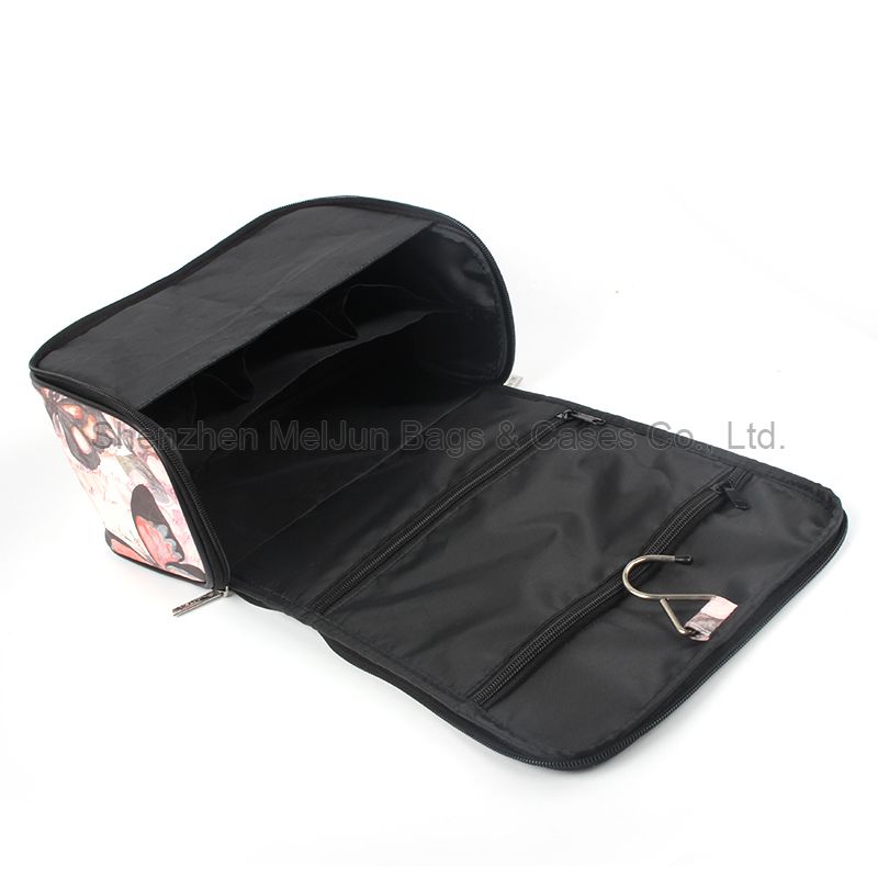 Waterproof Large Capacity Portable Travel Organizer Toiletry Bag Hanging Cosmetic Bag