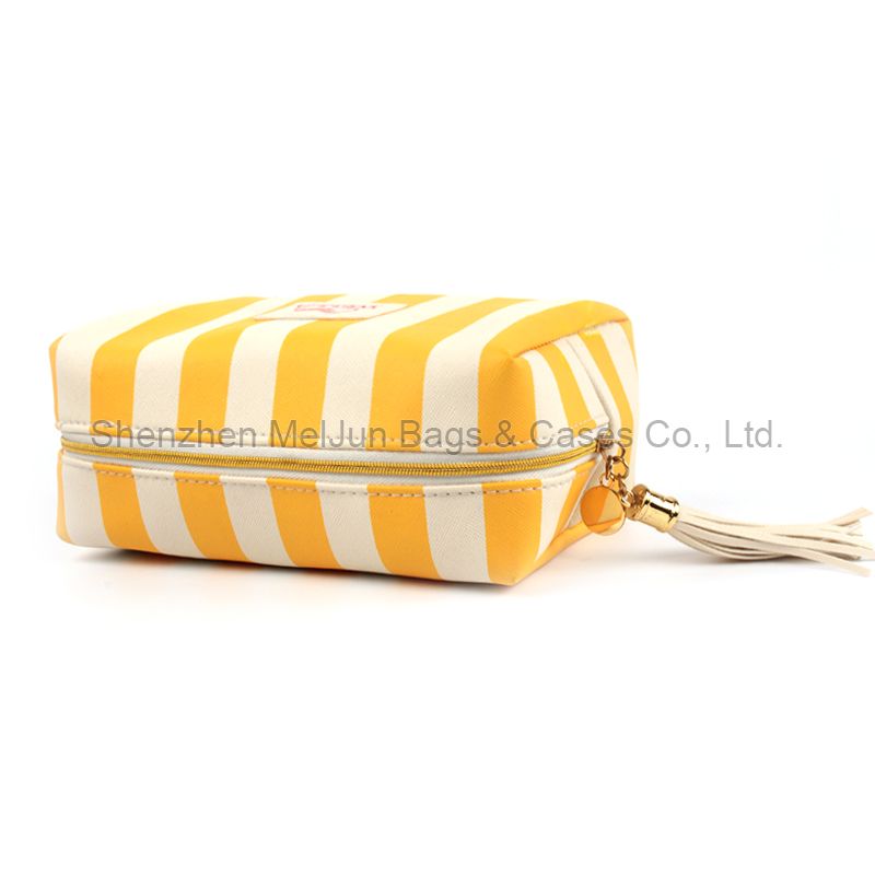 Custom Strip Toiletry Bag Waterproof PU Cosmetic Bag Fashion Tassel Makeup Travel Pouch