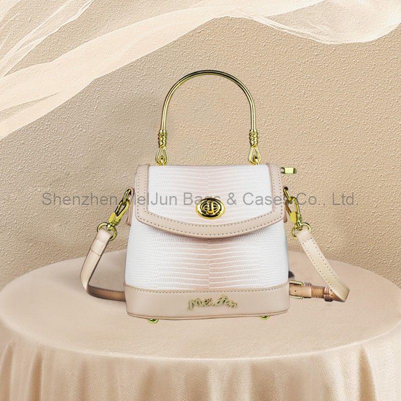 2024 new fashion light luxury trend PU 100 hand bill of lading shoulder oblique span women's bag